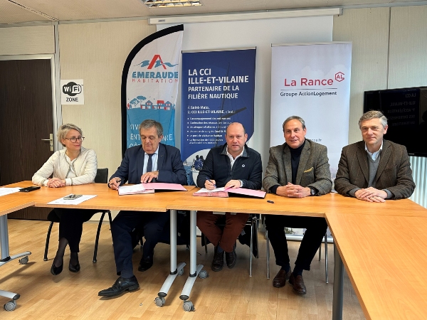 ffb35-photo-signature-charte-dec22